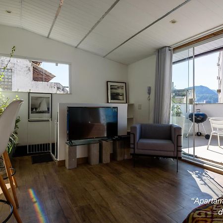 2 Quartos Na Urca Com Vista Para Baia De Guanabara A 700M Pao De Acucar Com Cozinha Completa E Wi-Fi - Bares, Restaurantes E Comercio Local A Poucos Metros Rio de Janeiro Extérieur photo